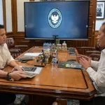 Seskab Teddy Indra Wijaya Terima Menkop Ferry Juliantono, Bahas Progres Rekrutmen 30.000 Manajer Kopdes Merah Putih