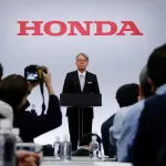 Strategi Honda Lawan Mobil China 2026: Tinggalkan Target Full EV, Fokus ke Hybrid